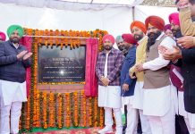 ਰੋਪੜ ਕੰਢੀ ਖੇਤਰ ਦੇ ਲੋਕਾਂ ਦੀ ਚਿਰਕੋਣੀ ਮੰਗ ਪੂਰੀ ਕਰਦਿਆਂ ਚੰਨੀ ਨੇ ਹਰੀਪੁਰ ਨਾਲੇ ’ਤੇ ਉੱਚ ਪੱਧਰੀ ਪੁਲ ਦਾ ਰੱਖਿਆ ਨੀਂਹ ਪੱਥਰ