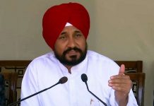 ਮੁੱਖ ਮੰਤਰੀ ਦਾ ਕੇਜਰੀਵਾਲ ਨੂੰ ਸਵਾਲ: ਕਿਹੜਾ ਆਮ ਆਦਮੀ ਆਲੀਸ਼ਾਨ ਜੀਵਨ ਜਿਊਂਦਾ ਹੈ ?