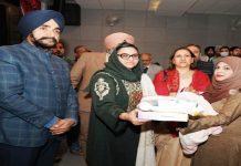 ਪੰਜਾਬ ਦੇ ਹਰੇਕ ਆਂਗਣਵਾੜੀ ਕੇਂਦਰ ‘ਤੇ ਔਰਤਾਂ ਨੂੰ ਮੁਫਤ ‘ਚ ਮੁਹੱਈਆ ਹੋਣਗੇ ਸੈਨੇਟਰੀ ਪੈਡ – ਰਜ਼ੀਆ ਸੁਲਤਾਨਾ