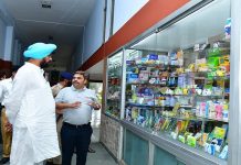 ਪਸ਼ੂ ਪਾਲਣ ਅਤੇ ਡੇਅਰੀ ਵਿਕਾਸ ਮੰਤਰੀ ਕੁਲਦੀਪ ਧਾਲੀਵਾਲ ਵਲੋਂ ਗੁਜਰਾਤ ਦੇ ਅਮੂਲ ਪਲਾਟਾਂ ਦਾ ਦੌਰਾ