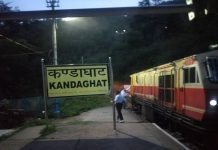 ਟਰੈਕ ‘ਤੇ ਆਈ ਗਾਂ ਨੂੰ ਬਚਾਉਂਦੇ ਹੋਏ ਪਟੜੀ ਤੋਂ ਉਤਰੀ ਟਰੇਨ