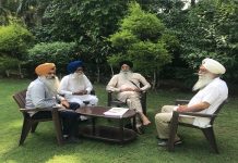 ਸਿੰਘ ਸਭਾ ਦੇ ਆਗੂਆ ਨੇ ਸ਼੍ਰੋਮਣੀ ਕਮੇਟੀ ਦੇ ਪ੍ਰਧਾਨ ਨੂੰ ਮਿਲ ਕੇ ਕਮੇਟੀ ਦੇ ਚੈਨਲ ਚਲਾਉਣ ਉੱਤੇ ਦਿੱਤਾ ਜ਼ੋਰ