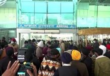 ਅੰਮ੍ਰਿਤਸਰ ਇੰਟਰਨੈਸ਼ਨਲ ਏਅਰਪੋਰਟ ‘ਤੇ ਮਾੜਾ ਪ੍ਰਬੰਧ: ਕਬੂਤਰਾਂ ਤੇ ਮੱਛਰਾਂ ਤੋਂ ਯਾਤਰੀ ਪ੍ਰੇਸ਼ਾਨ