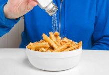 ਸਰੀਰ ‘ਚ ਸੋਡੀਅਮ ਦੀ ਜ਼ਿਆਦਾ ਮਾਤਰਾ ਜਾਂ ਕਮੀ ਨਾਲ ਹੋ ਸਕਦੀਆਂ ਹਨ ਇਹ ਬਿਮਾਰੀਆਂ, ਰੱਖੋ ਖ਼ਾਸ ਖਿਆਲ