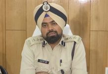 PFI ਦੀ RSS ਨਾਲ ਤੁਲਨਾ ਕਰਨ ਵਾਲੇ ਐਸ.ਐਸ.ਪੀ ਮਾਨਵਜੀਤ ਸਿੰਘ ਢਿੱਲੋਂ ਕੌਣ ਹਨ, ਪੜ੍ਹੋ