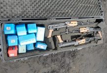 ਮੁੰਬਈ ਨੇੜੇ ਹਥਿਆਰਾਂ ਨਾਲ ਭਰੀ ਕਿਸ਼ਤੀ ਬਰਾਮਦ, ਪੁਲੀਸ ਨੇ ਜ਼ਿਲ੍ਹੇ ਵਿੱਚ ਕੀਤੀ ਨਾਕਾਬੰਦੀ