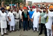 ਪੰਜਾਬ ‘ਚ ਪ੍ਰਾਈਵੇਟ ਬੱਸਾਂ ਹੜਤਾਲ ‘ਤੇ: 4 ਮਹੀਨਿਆਂ ਲਈ ਟੈਕਸ ਮੁਆਫ ਕਰਨ ਅਤੇ ਕਿਰਾਏ ਵਧਾਉਣ ਦੀ ਮੰਗ ‘ਤੇ ਅੜੇ ਆਪ੍ਰੇਟਰ