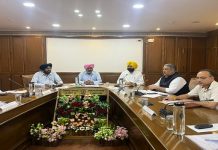 ‘ਲੰਪੀ ਸਕਿਨ’ ਬੀਮਾਰੀ: ਮੰਤਰੀ ਸਮੂਹ ਵੱਲੋਂ ਤਿੰਨ ਦਿਨਾਂ ‘ਚ ਸਮੂਹ ਗਊਸ਼ਾਲਾਵਾਂ ਵਿੱਚ ਟੀਕਾਕਰਨ ਮੁਕੰਮਲ ਕਰਨ ਦੇ ਨਿਰਦੇਸ਼