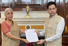 ਰਾਘਵ ਚੱਢਾ ਨੇ ਕੇਂਦਰੀ ਵਿੱਤ ਮੰਤਰੀ ਨਾਲ ਕੀਤੀ ਮੁਲਾਕਾਤ, ਪੰਜਾਬ ਨਾਲ ਸਬੰਧਤ ਕਈ ਮੁੱਦਿਆਂ ‘ਤੇ ਕੀਤੀ ਚਰਚਾ