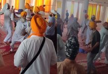 ਫਰੀਦਕੋਟ: ਗੁਰੂ ਘਰ ‘ਚ ਪ੍ਰਧਾਨਗੀ ਨੂੰ ਲੈ ਕੇ ਝੜਪ, ਦੋ ਧੜੇ ਹੋਏ ਆਪਸ ‘ਚ ਭਿੜੇ
