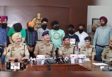 4 ਪਿਸਟਲ, 14 ਕਾਰਤੂਸ, 6 ਮੈਗਜੀਨ ਅਤੇ ਇੱਕ ਜੈਟਾ ਕਾਰ ਸਮੇਤ 6 ਜਣੇ ਨਾਕਾਬੰਦੀ ਦੌਰਾਨ ਗ੍ਰਿਫਤਾਰ