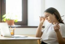 ਕੰਪਿਊਟਰ ‘ਤੇ ਕੰਮ ਕਰਨ ਕਾਰਨ ਅੱਖਾਂ ਕਰਦੀਆਂ ਦਰਦ?ਅਪਣਾਓ ਇਹ ਘਰੇਲੂ ਉਪਾਅ