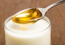 ਭਾਰ ਵਧਾਉਣ ਲਈ ਰੋਜ਼ਾਨਾ ਰਾਤ ਨੂੰ ਦੁੱਧ ‘ਚ ਮਿਲਾ ਕੇ ਪੀਓ ਇਹ ਖ਼ਾਸ ਚੀਜ਼