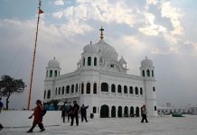 ਕਰਤਾਰਪੁਰ ਸਾਹਿਬ ਦੇ ਦਰਸ਼ਨ ਕਰਨ ਜਾ ਰਹੇ ਐਨ ਆਰ ਆਈ ਕੋਲੋਂ 32 ਬੋਰ ਦੇ ਚਾਰ ਜਿੰਦਾ ਕਾਰਤੂਸ ਬਰਾਮਦ