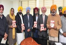 ਵਿੱਤ ਮੰਤਰੀ ਵੱਲੋਂ ਡਾ. ਗਿੱਲ ਦੀ ਕਿਤਾਬ ‘ਦਾ ਪੰਜਾਬ ਦੈਟ ਵਾਜ ਨੌਟ’ ਲੋਕ ਅਰਪਣ