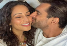 ਕਰਨ ਸਿੰਘ ਗਰੋਵਰ ਨੇ ਰੋਮਾਂਟਿਕ ਅੰਦਾਜ਼ ‘ਚ ਦਿੱਤੀ ਬਿਪਾਸ਼ਾ ਬਾਸੂ ਨੂੰ ਜਨਮਦਿਨ ਦੀ ਵਧਾਈ