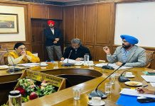 ਪ੍ਰਵਾਸੀ ਭਾਰਤੀਆਂ ਦੇ ਮਸਲਿਆਂ ਦੇ ਹੱਲ ਲਈ ਪੰਜਾਬ ‘ਚ ਹੋਰ ਫਾਸਟ ਟਰੈਕ ਅਦਾਲਤਾਂ ਕੀਤੀਆਂ ਜਾਣਗੀਆਂ ਸਥਾਪਤ