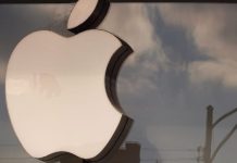 Apple ‘ਤੇ ਲੱਗਿਆ 70 ਕਰੋੜ ਦਾ ਜੁਰਮਾਨਾ, ਕਾਰਨ ਜਾਣ ਹੋ ਜਾਓਗੇ ਹੈਰਾਨ