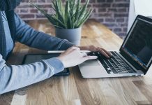 Work From Home ਦੌਰਾਨ ਔਰਤ ਨੇ ਕੀਤਾ ਅਜਿਹਾ ਕਾਰਾ, ਕੰਪਨੀ ਨੇ ਵਸੂਲਿਆ ਭਾਰੀ ਮੁਆਵਜ਼ਾ, ਜਾਣੋ ਪੂਰਾ ਮਾਮਲਾ