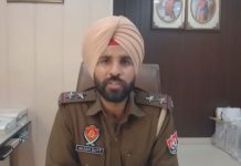 ਮੰਡੀ ਗੋਬਿੰਦਗੜ੍ਹ ਵਿਖੇ ਮਕਾਨ ਮਾਲਕਾਂ ਨੂੰ ਜਹਿਰੀਲੀ ਚੀਜ਼ ਖਿਲਾ ਕੇ ਘਰ ਦਾ ਰਸੋਈਆ ਗਹਿਣੇ ਅਤੇ ਕੈਸ਼ ਲੈਕੇ ਹੋਇਆ ਫਰਾਰ