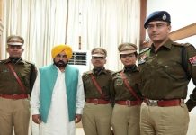 ਆਈ.ਪੀ.ਐਸ. ਪ੍ਰੋਬੇਸ਼ਨਰੀ ਅਧਿਕਾਰੀਆਂ ਨੇ ਮੁੱਖ ਮੰਤਰੀ ਭਗਵੰਤ ਮਾਨ ਨਾਲ ਕੀਤੀ ਮੁਲਾਕਾਤ