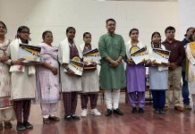 ਅਮਨ ਅਰੋੜਾ ਵੱਲੋਂ ਬੋਰਡ ਪ੍ਰੀਖਿਆਵਾਂ ‘ਚ ਮੱਲ੍ਹਾਂ ਮਾਰਨ ਵਾਲੇ 300 ਵਿਦਿਆਰਥੀ ਸਨਮਾਨਿਤ