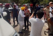 CM ਮਾਨ ਪੰਚਕੂਲਾ ਦੇ MDC ਸੈਕਟਰ 5 ਵਿੱਚ ਆਪਣੇ ਦੋਸਤ ਨੂੰ ਮਿਲਣ ਲਈ ਪਹੁੰਚੇ
