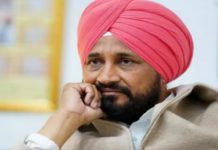 ਕਲੇਸ਼ ਤੋਂ ਬਾਅਦ ਇੱਕਠੇ ਬੈਠੇ ਨਜਰ ਆਏ ਚੰਨੀ ਤੇ ਵੜਿੰਗ, ਦਿੱਲੀ ਬੈਠਕ ‘ਚ ਕਾਂਗਰਸ ਨੇ ਦਿਖਾਇਆ ਏਕਾ