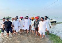 ਕੈਬਨਿਟ ਮੰਤਰੀ ਲਾਲਜੀਤ ਸਿੰਘ ਭੁੱਲਰ ਵੱਲੋਂ ਹਲਕਾ ਪੱਟੀ ਦੇ ਹੜ੍ਹ ਪ੍ਰਭਾਵਿਤ ਇਲਾਕਿਆਂ ਦਾ ਦੌਰਾ