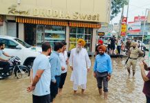 ਸਪੀਕਰ ਕੁਲਤਾਰ ਸਿੰਘ ਸੰਧਵਾਂ ਨੇ ਜ਼ਿਲ੍ਹਾ ਫ਼ਰੀਦਕੋਟ ਦੇ ਹੜ੍ਹ ਪ੍ਰਭਾਵਿਤ ਇਲਾਕਿਆਂ ਦਾ ਕੀਤਾ ਦੌਰਾ