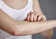 ਮੀਂਹ ਦੇ ਮੌਸਮ ‘ਚ ਹੋ ਗਈ ਸਕਿਨ ਐਲਰਜੀ? ਤੁਰੰਤ ਰਾਹਤ ਪਾਉਣ ਲਈ ਅਜ਼ਮਾਓ ਇਹ ਪ੍ਰਭਾਵਸ਼ਾਲੀ ਉਪਾਅ