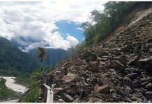 ਉਤਰਾਖੰਡ ‘ਚ ਚੱਟਾਨ ਖਿਸਕਣ ਕਾਰਨ ਬਦਰੀਨਾਥ ਹਾਈਵੇਅ ਫਿਰ ਬੰਦ