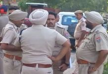 ਸ਼ਰਾਬ ਤਸਕਰ ਪੁਲਿਸ ਦੀ ਗ੍ਰਿਫਤ ‘ਚੋਂ ਹੋਏ ਫਰਾਰ, ਜਾਣੋ ਪੂਰਾ ਮਾਮਲਾ