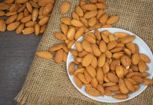 ਬਦਾਮ ਖਾਣ ਦੇ ਸ਼ੌਕੀਨ ਹੋ ਜਾਣ ਸਾਵਧਾਨ, ਵੱਧ ਸਕਦੈ ਭਾਰ
