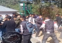 ਐੱਸਐੱਫਆਈ ਤੇ ਐਨਐਸਯੂਆਈ ਦੇ ਵਰਕਰਾਂ ਵਿਚਾਲੇ ਮੁੱਠਭੇੜ, 6 ਵਿਦਿਆਰਥੀ ਜ਼.ਖ਼ਮੀ