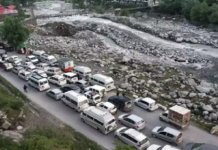 ਹਿਮਾਚਲ ‘ਚ ਸੈਲਾਨੀਆਂ ਦੀ ਭੀੜ, ਮਨਾਲੀ ‘ਚ ਲੱਗਿਆ 4-5 ਕਿਲੋਮੀਟਰ ਲੰਬਾ ਜਾਮ