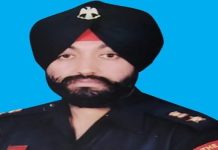 ਜਲੰਧਰ – ਲੈਫਟੀਨੈਂਟ ਕਰਨਲ ਕਰਨਬੀਰ ਸਿੰਘ ਦਾ ਫੌਜੀ ਸਨਮਾਨਾਂ ਨਾਲ ਕੀਤਾ ਗਿਆ ਅੰਤਿਮ ਸੰਸ.ਕਾਰ, 8 ਸਾਲ ਤੋਂ ਸਨ ਕੋਮਾ ‘ਚ