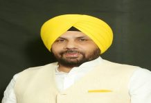 ਨੀਤੀ ਨੂੰ ਰੈਗੂਲਰ, ਠੇਕੇ ‘ਤੇ ਅਤੇ ਉਪ-ਠੇਕੇ ਵਾਲੇ ਕਰਮਚਾਰੀਆਂ ਸਮੇਤ ਸਾਰੇ ਕਰਮਚਾਰੀਆਂ ਨੂੰ ਵਿੱਤੀ ਸਹਾਇਤਾ ਪ੍ਰਦਾਨ ਕਰਨ ਲਈ ਕੀਤਾ ਤਿਆਰ: ਹਰਭਜਨ ਸਿੰਘ ਈ.ਟੀ.ਓ.