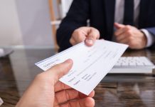 Cheque ਰਾਹੀਂ ਭੁਗਤਾਨ ਕਰਦੇ ਸਮੇਂ ਇਨ੍ਹਾਂ ਗੱਲਾਂ ਦਾ ਰੱਖੋ ਖਾਸ ਧਿਆਨ