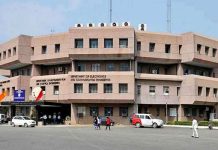 ਜਲੰਧਰ NIT ‘ਚ ਵਿਦਿਆਰਥਣਾਂ ਦੀ ਸ਼ਿਕਾਇਤ ‘ਤੇ ਕਾਰਵਾਈ, ਪ੍ਰੋਫੈਸਰ ਨੂੰ ਕੀਤਾ ਬਰਖਾਸਤ