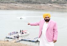 ਮੁੱਖ ਮੰਤਰੀ ਮਾਨ ਵੱਲੋਂ ਚਮਰੋੜ ਪੱਤਣ ਵਿਖੇ ਜੈੱਟ ਸਕੀ, ਮੋਟਰ ਪੈਰਾਗਲਾਈਡਿੰਗ ਅਤੇ ਹੌਟ ਏਅਰ ਬੈਲੂਨ ਗਤੀਵਿਧੀਆਂ ਸ਼ੁਰੂ ਕਰਨ ਦਾ ਐਲਾਨ