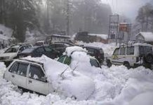 ਹਿਮਾਚਲ ‘ਚ ਬਰਫ਼ ਦੀ ਚਿੱਟੀ ਚਾਦਰ ਵਿਛੀ, ਕਈ ਰਸਤੇ ਹੋਏ ਬੰਦ