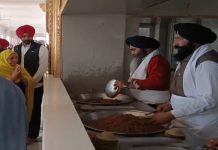 ਸ੍ਰੀ ਹਰਿਮੰਦਰ ਸਾਹਿਬ ਮੱਥਾ ਟੇਕਣ ਪਹੁੰਚੀ ਮੁੱਖ ਮੰਤਰੀ ਭਗਵੰਤ ਮਾਨ ਦੀ ਮਾਤਾ, ਸਰਬੱਤ ਦੇ ਭਲੇ ਦੀ ਕੀਤੀ ਅਰਦਾਸ