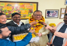 ਚੰਡੀਗੜ੍ਹ ਦੇ ਰਿਟਾਇਰਡ SP ਉੱਤਰੇ ਸਿਆਸਤ ‘ਚ, ‘ਆਪ ਕੀ ਆਵਾਜ਼’ ਪਾਰਟੀ ਕਰ ਸਕਦੀ ਹੈ ਉਮੀਦਵਾਰ ਐਲਾਨ