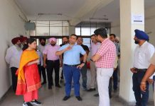 DC ਵਲੋਂ ਵੱਖ ਵੱਖ ਗਿਣਤੀ ਕੇਂਦਰਾਂ ਦਾ ਦੌਰਾ: ਅੱਤ ਦੀ ਗਰਮੀ ਅਤੇ ਲੂ ਤੋਂ ਬਚਣ ਲਈ ਪੋਲਿੰਗ ਸਟਾਫ ਅਤੇ ਲੋਕਾਂ ਨੂੰ ਸਾਵਧਾਨੀਆਂ ਵਰਤਣ ਦੀ ਅਪੀਲ