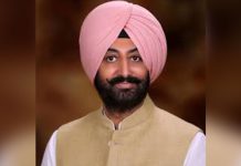 ਸ਼੍ਰੋਮਣੀ ਅਕਾਲੀ ਦਲ ਨੇ ਰਵੀਕਰਨ ਕਾਹਲੋਂ ਨੂੰ ਪਾਰਟੀ ਦੀ ਮੁੱਢਲੀ ਮੈਂਬਰਸ਼ਿਪ ਤੋਂ ਕੱਢਿਆ