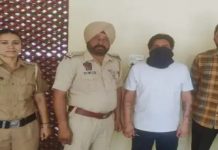 ਲੁਧਿਆਣਾ ਪੁਲਿਸ ਦੀ ਵੱਡੀ ਕਾਰਵਾਈ, ਦੋ ਨਸ਼ਾ ਤਸਕਰਾਂ ਨੂੰ 300 ਬੋਤਲਾਂ ਸ਼ਰਾਬ ਤੇ 20 ਗ੍ਰਾਮ ਹੈਰੋਇਨ ਸਣੇ ਕੀਤਾ ਕਾਬੂ