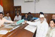 ਜਲੰਧਰ ‘ਚ ਮਹਿੰਦਰ ਕੇਪੀ ਦੀ ਨਾਮਜ਼ਦਗੀ ਦੌਰਾਨ ਹੰਗਾਮਾ, ਜਾਣੋ ਪਰਾ ਮਾਮਲਾ