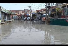 ਮਾਨਸਾ ‘ਚ ਭਰਿਆ ਸੀਵਰੇਜ ਦਾ ਗੰਦਾ ਪਾਣੀ, ਲੋਕਾਂ ਨੇ ਪ੍ਰਸ਼ਾਸਨ ਖ਼ਿਲਾਫ਼ ਕੀਤੀ ਨਾਅਰੇਬਾਜ਼ੀ