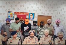ਪੰਜਾਬ ਪੁਲਿਸ ਨੇ ਅੰਮ੍ਰਿਤਸਰ ਵਿੱਚ ਸਰਹੱਦ ਪਾਰ ਨਸ਼ੀਲੇ ਪਦਾਰਥਾਂ ਦੀ ਤਸਕਰੀ ਕਰਨ ਵਾਲੇ ਨੈੱਟਵਰਕ ਦਾ ਕੀਤਾ ਪਰਦਾਫਾਸ਼